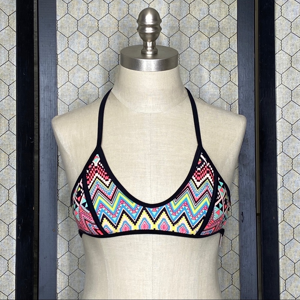 Xhiliration Multicolored Bikini Top